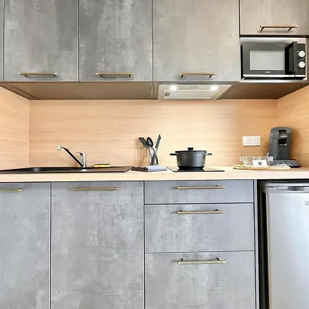 Apartment L'harmonie Marbree - Convivial - Parking Prive - Calme